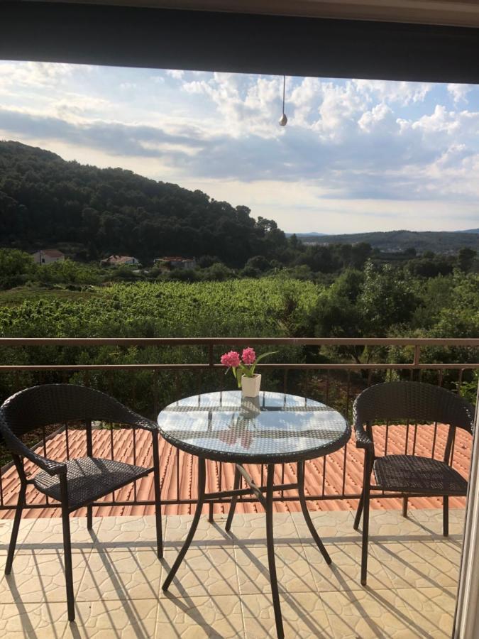 Holiday Home Antonija Stari Grad  Esterno foto